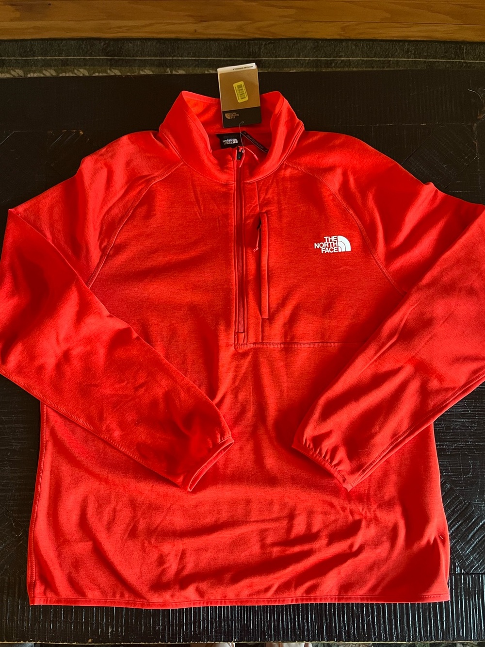 The North Face Men's Canyonlands ½-Zip in Vibrant Red NWT - XL